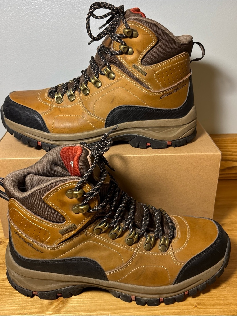 Eddie Bauer Brandon Brown Leather Waterproof Hiking /Trail Boots Size 8.0  mens
